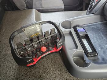 CF 330 6x2 / PALFINGER CRANE / KRAN / CURTAIN